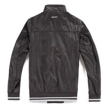 秋日型動派 七匹狼151166淺灰立領夾克，男士百搭茄克新風尚